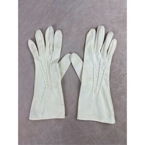 Vintage 1930s 1940s Style White Gloves